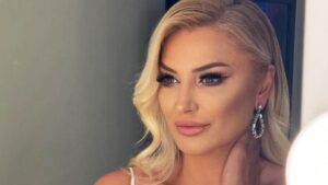 Songül Karlı’nın son hali olay oldu! ‘Poposunda yastık mı var?’