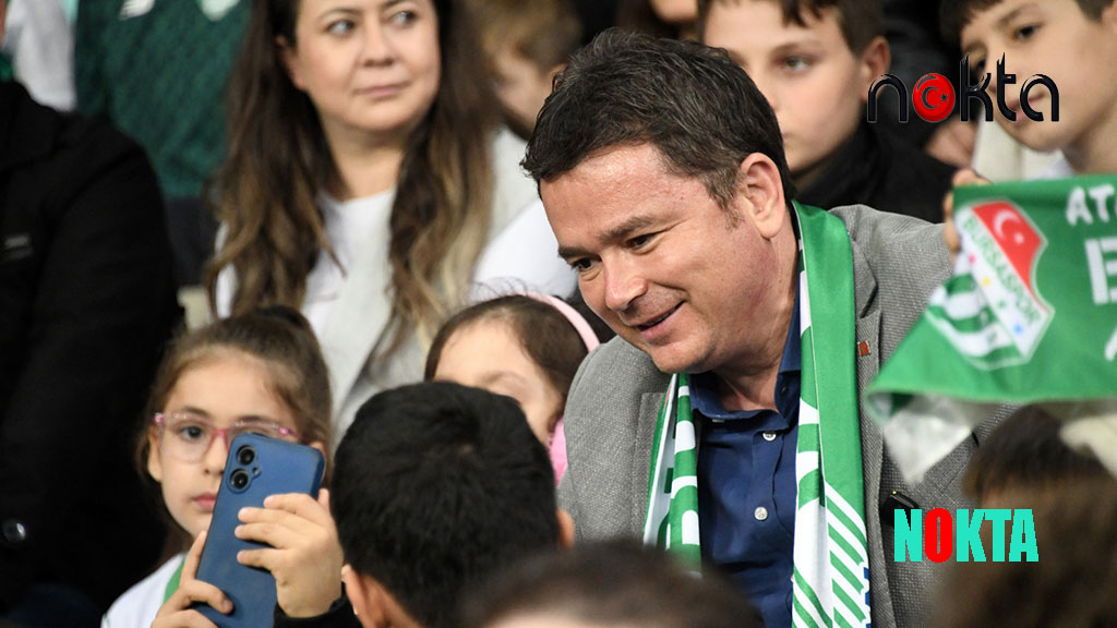 Başkan Erkan Aydın hiç maça gitmemiş 120 çocuğa büyük mutluluk yaşattı