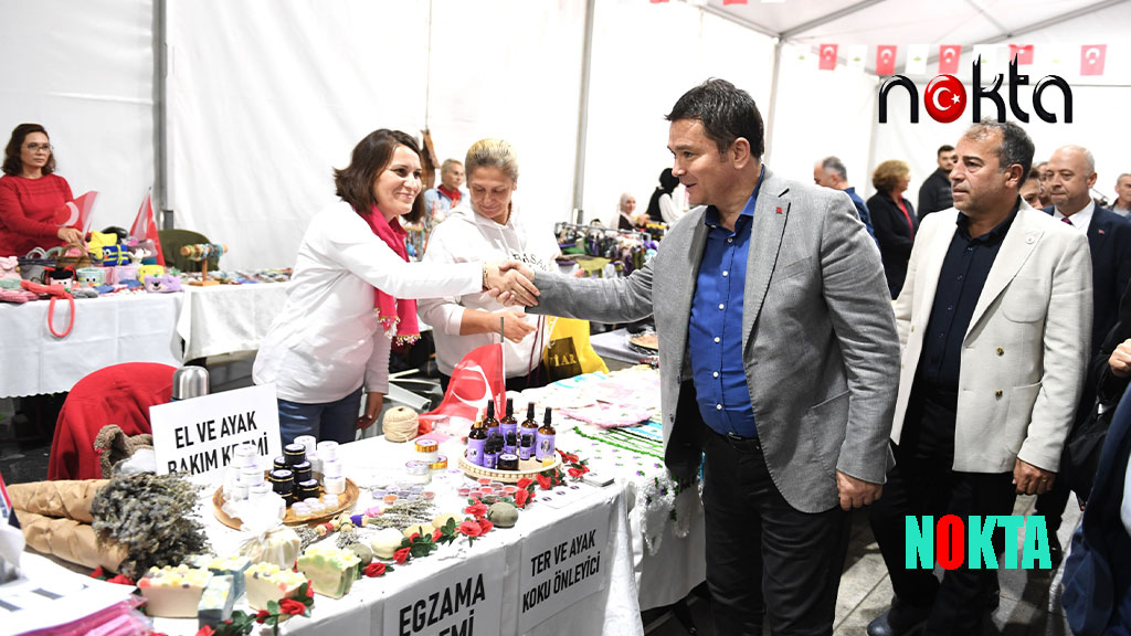 Üreten kadınlar Cumhuriyet için bir araya geldi