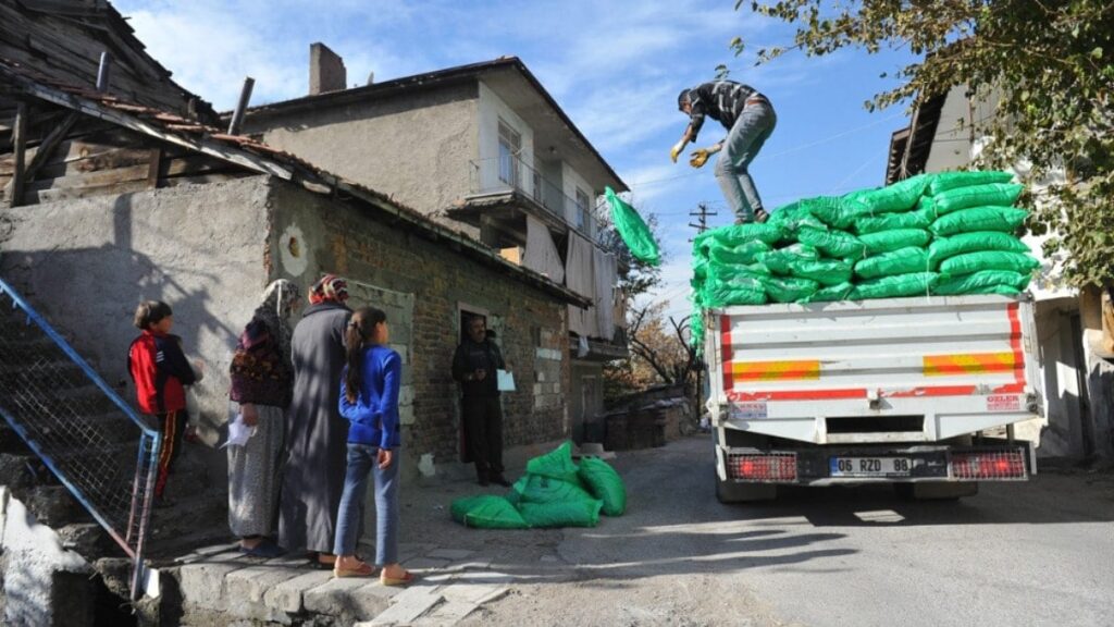 AKP’li vekilden yoksulluk itirafı