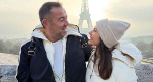 Ata Demirer Paris’te aşka geldi