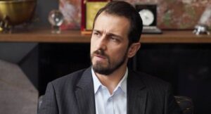 Emrah Altıntoprak ‘Kızılcık Şerbeti’nden ayrılır ayrılmaz partnerini sildi