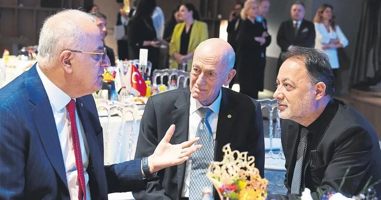 En büyük hayalim statta voleybol oynatmak