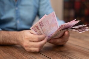 SGK’ya bildirmeyen yandı! Bu hata evinizi kaybettirebilir