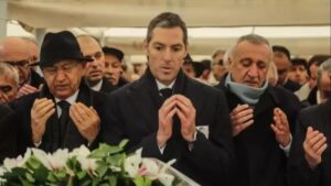 Ünlü holding patronu kısırlaştırma ameliyatı oldu ama o çocuğun babası çıktı