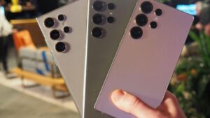 Samsung, Apple’a karşı gardını alıyor