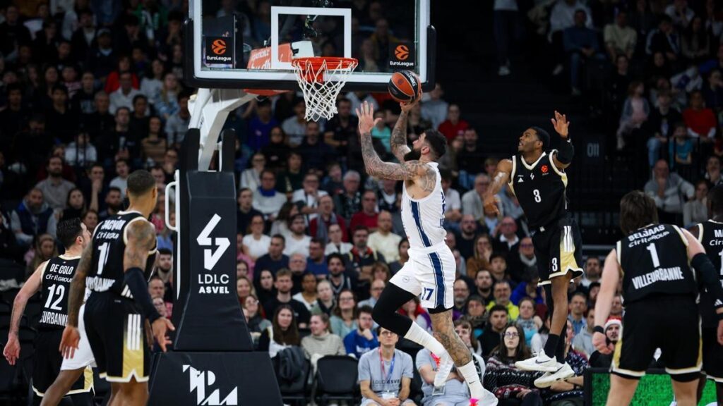 Anadolu Efes, EuroLeague’de 18. maçında 12. yenilgisini yaşadı