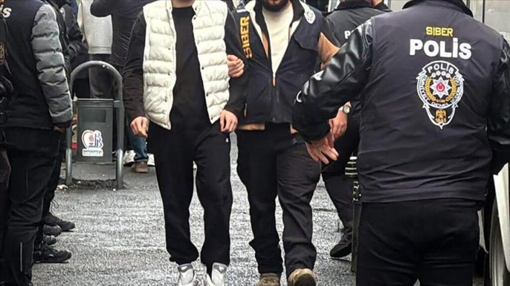 Bahis soruşturması kapsamında 9 eski hakem ve 42 temsilci, PFDK’ye sevk edildi