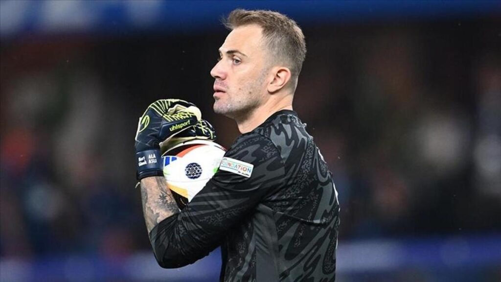 Beşiktaş kadro dışı bırakmıştı, Mert Günok’tan Fenerbahçe kararı