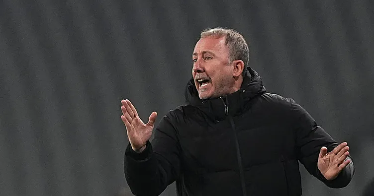 Beşiktaş’ta olumsuz tablo transfere yön verdi!