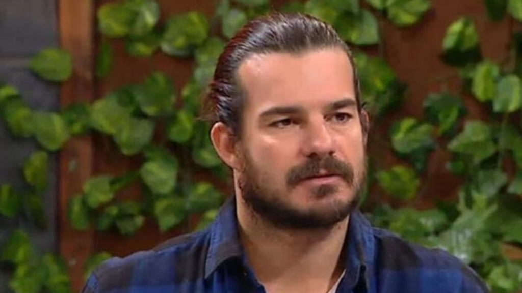 ‘Bruce Willis karımı öptü’