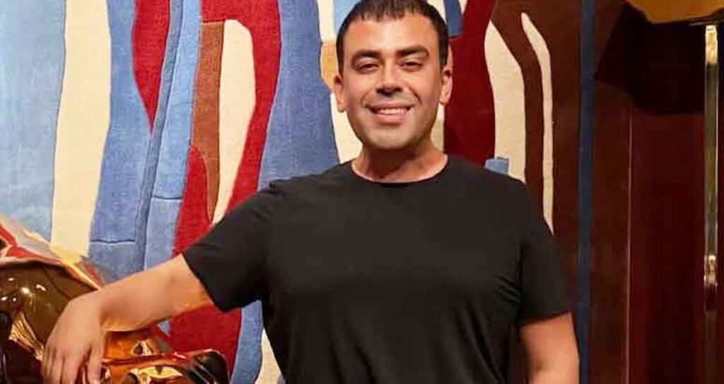 Hakkında yakalama kararı olan Mert Vidinli sessizliğini bozdu