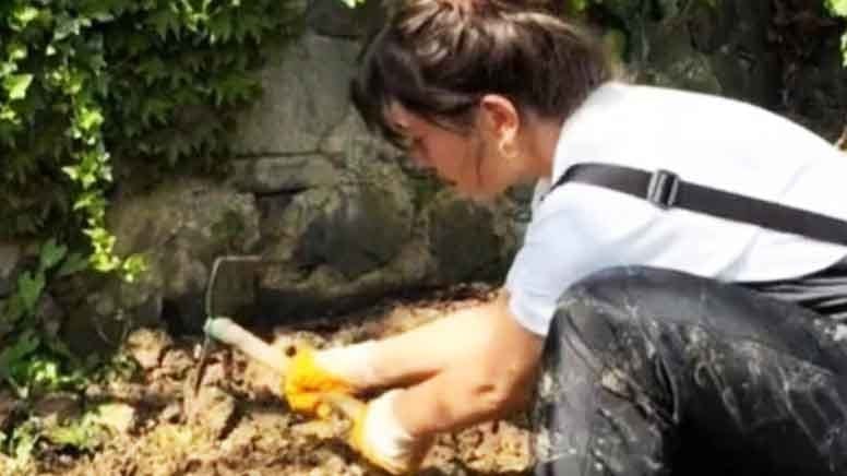 Neslihan Atagül organik tarım yapıyor