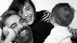 Neslihan Atagül’ün ‘tarife sığmaz’ notuyla paylaştığı karelere beğeni yağdı