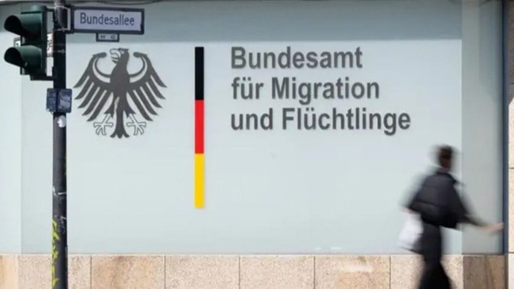 Türkiye’deki hesaplar açıldı, gurbetçilere vergi cezası yağıyor