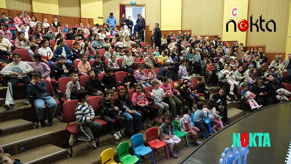 Yıldırımlı Çocuklar Tiyatro ile Büyüyor