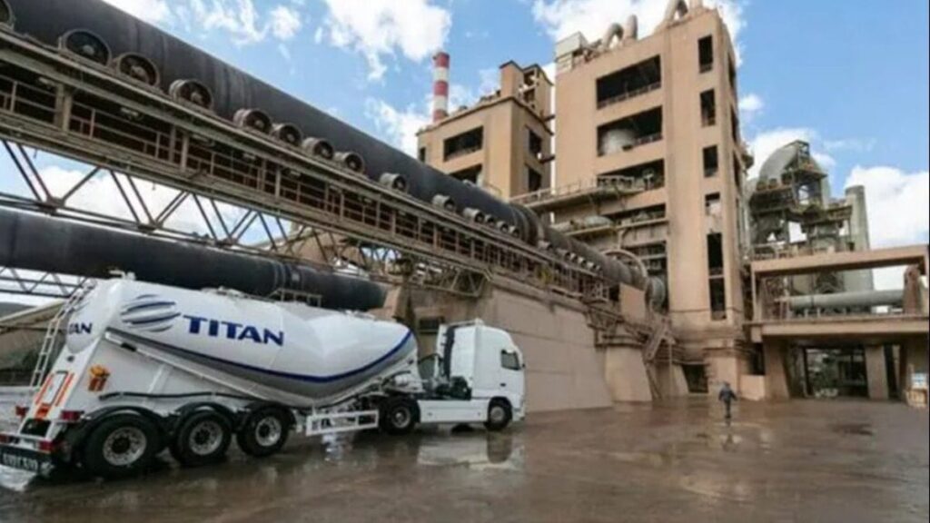 Yunanlar, Türk devini satın aldı