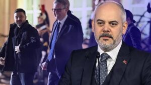 Ukrayna Gönüllüler Koalisyonu Paris’te toplandı