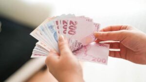 Bankalar vites yükseltti: Emekli promosyonlarında artış beklentisi