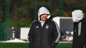 Beşiktaş, kamp öncesi son antrenmanını gerçekleştirdi