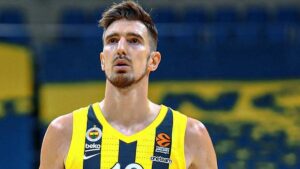 Fenerbahçe, Nando De Colo’yu yeniden transfer etti