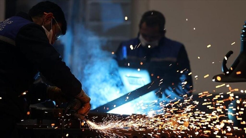 İSO Türkiye İmalat PMI aralıkta yükseldi, daralma yavaşladı
